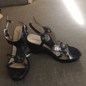 Coconuts by Matisse Black Wedge Sandals sz8